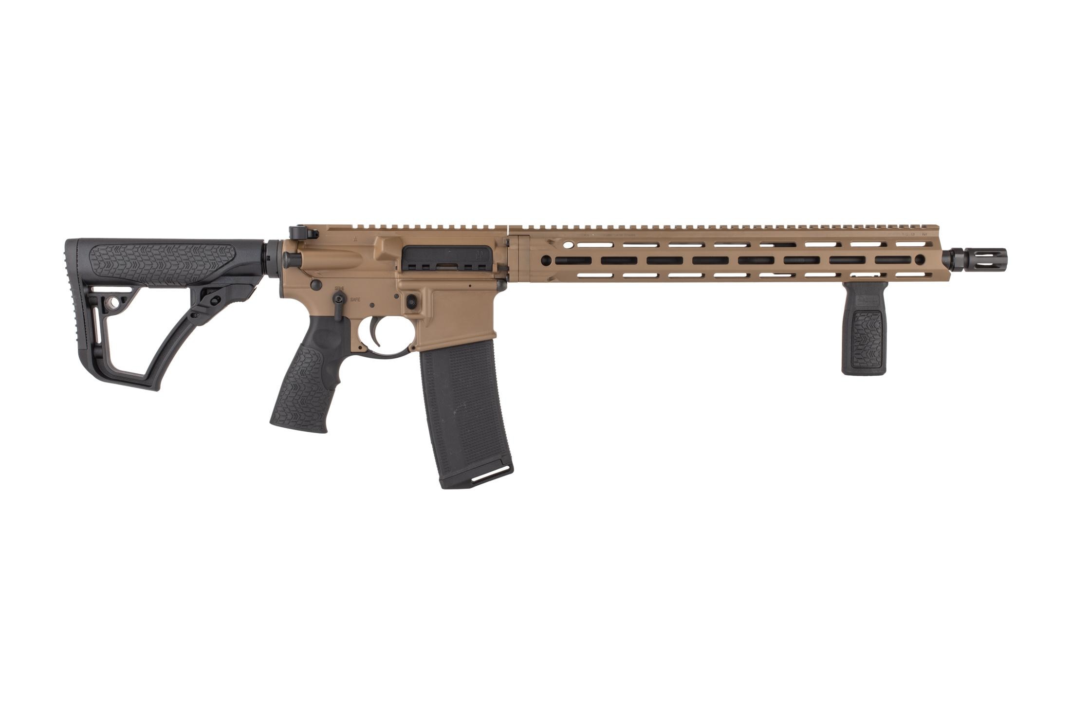 Daniel Defense DDM4 V7 5.56 AR-15 Rifle - 16" - Flat Dark Earth - 1x 32rd Mag