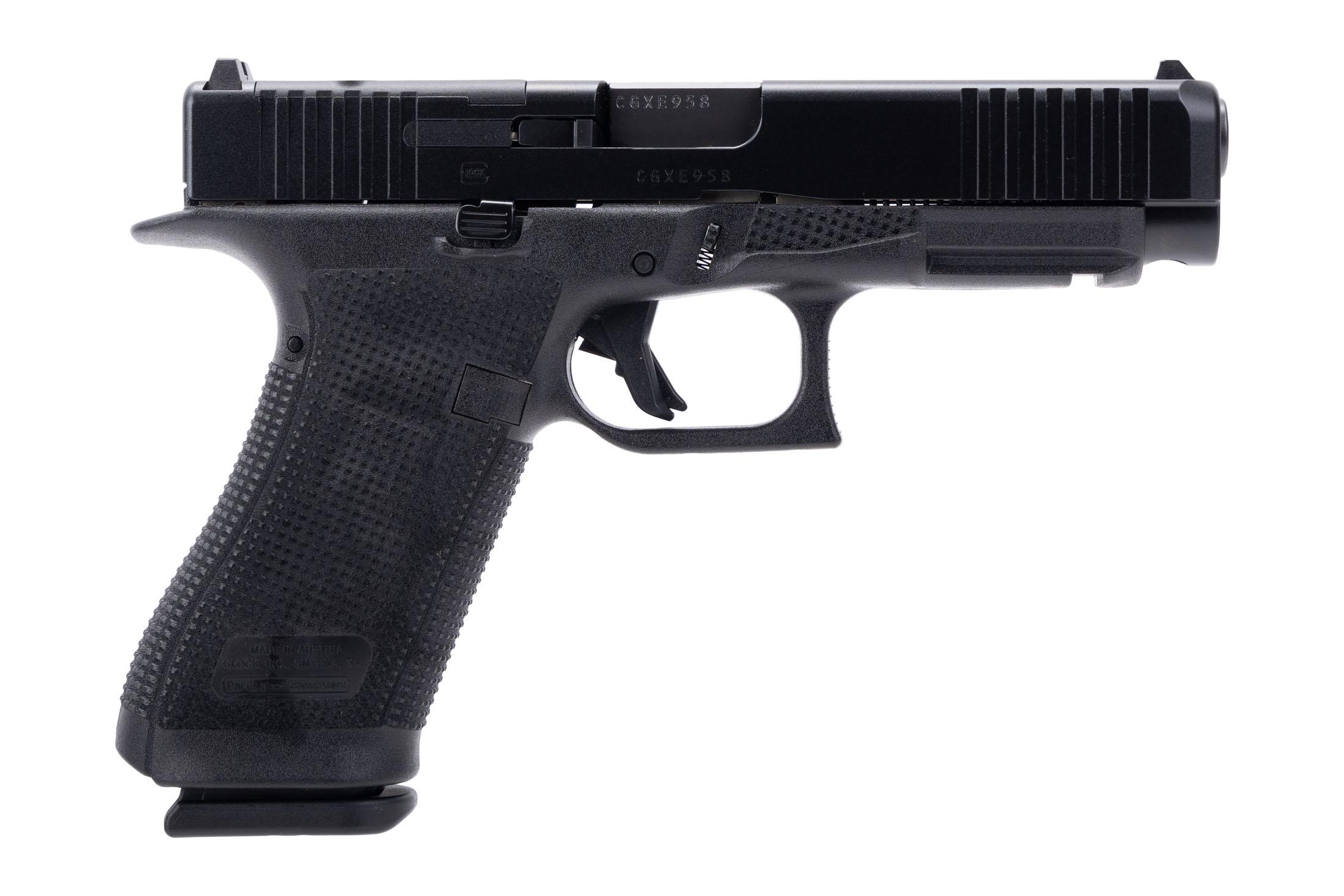 Glock GLOCK Blue Label G17 Gen 6 9mm Pistol - Fixed Sights - 3x 17rd Mags